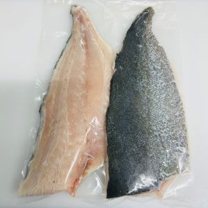 Kanpachi gerookt gesneden